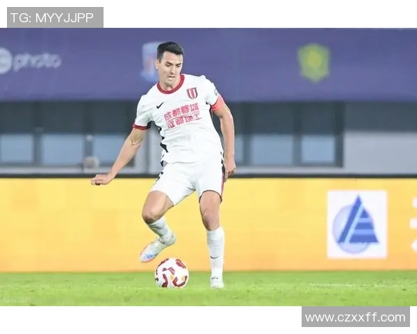 周定洋助力深圳新鹏城发展再创辉煌展现青年力量与创新精神