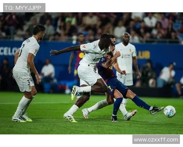 巴伦西亚二队门将表现抢眼，西甲豪门球探密切关注