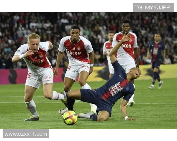 巴黎圣日耳曼再次问鼎法甲冠军，内马尔领衔球队连续8个赛季夺冠