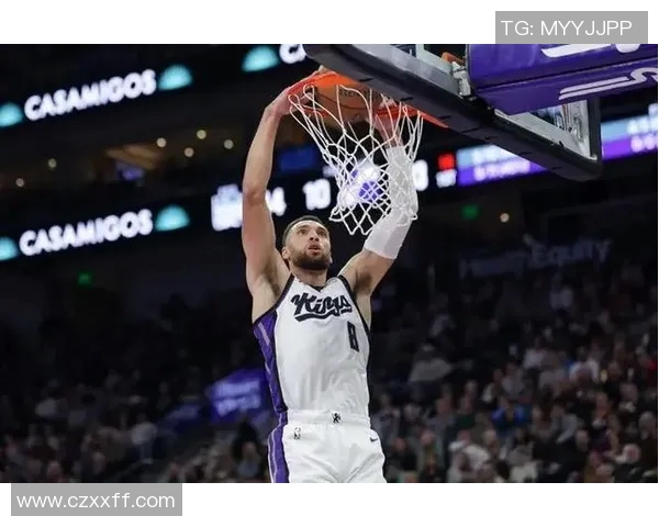 尼克斯不敌骑士，拉文25分成全队得分王，揭示NBA新赛季的挑战