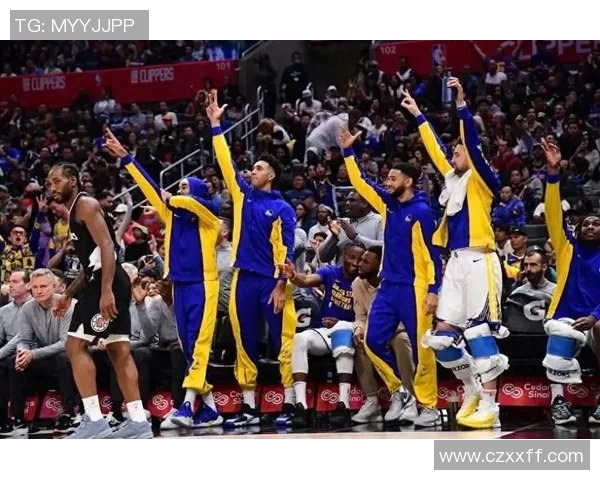 汤普逊重返赛场,勇士球迷翘首以待 汤普逊重返赛场,勇士球迷翘首以待